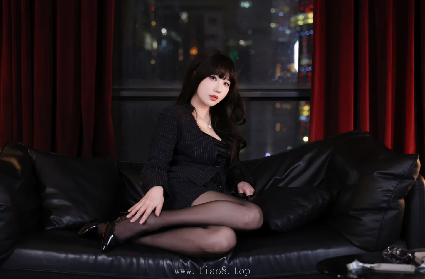 美图欣赏丨Coser_无影喵喵Ghost:NO.008-黑[66P-3V-829.3M]